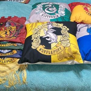 Harry Potter. Hogwarts House Crest Throw Pillows and Flags